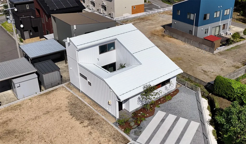 上質な旅館を訪れたような心地よさ。日常を非日常に変える半平屋 -Half Flat（新潟市東区海老ケ瀬）
